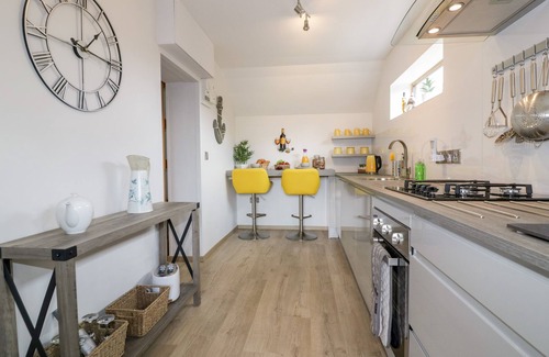 Launceston Cottage | WESTFIELDS, with a garden in Launceston