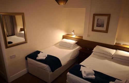 Oxford House | Westgate Hotel