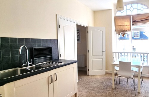 Swindon Apartment | Westlecott House Old Town