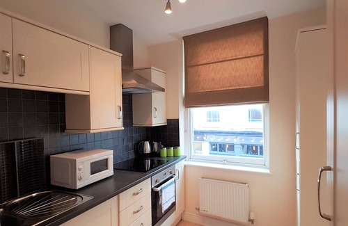Swindon Apartment | Westlecott House Old Town
