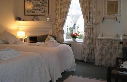 Bath Bed & Breakfast | Weston Lawn