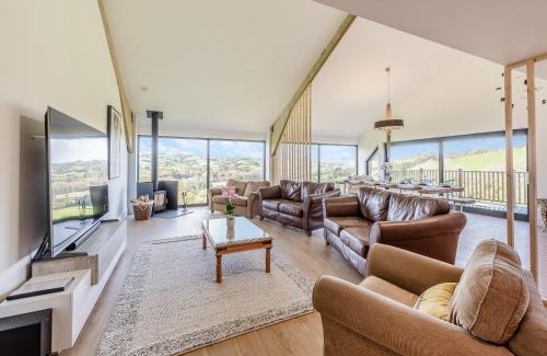 Tiverton House | Westpitt Farm - The Hay Loft