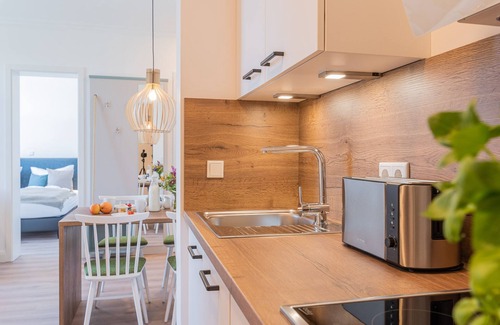 Ostseebad Kuhlungsborn Apartment | Westside Arthotel Apartment 104 - Apartment 104