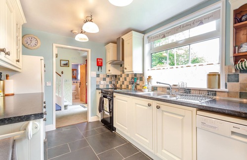 Cardinham Cottage | WESTSIDE COTTAGE, family friendly, with open fire in Cardinham