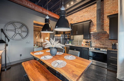 Cookeville Apartment | Westside Escape in Historic Downtown Cookeville