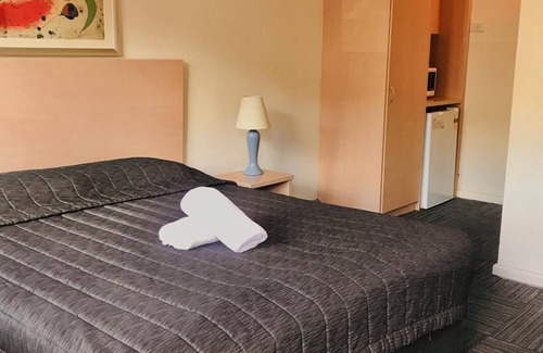 Ashfield Hotel | Westside Motor Inn
