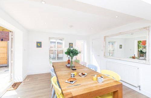 New Forest District Apartment | Westview Cottage bikes/chef/hot tub