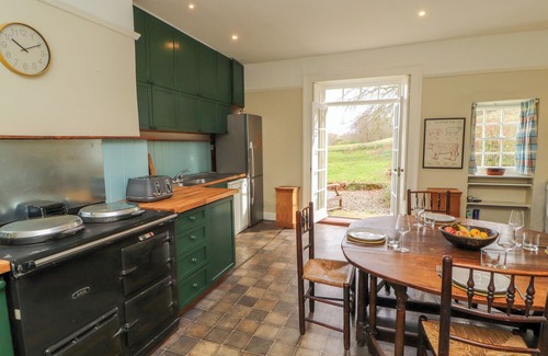 Westward Cottage | WESTWARD PARK, pet friendly, character holiday cottage in Wigton