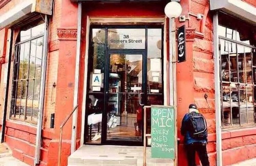 Ocean Hill Apartment | WFH space. Manhattan 20 min. Luxe. Smart home