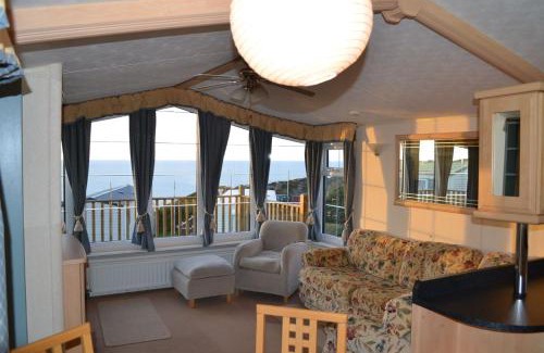 Aberaeron House | WH - The Lobster Pot Pet Friendly