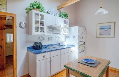 Peaks Island House | Whale of a Time Summa