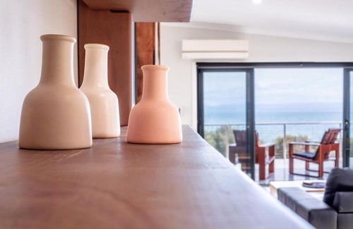 Coles Bay Apartment | Whale Watcher 2