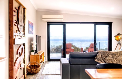 Coles Bay Apartment | Whale Watcher 2