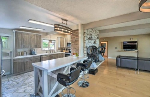 Coupeville House | Whale Watching, Private Beach, Hot Tub and more! Coupeville 3/2