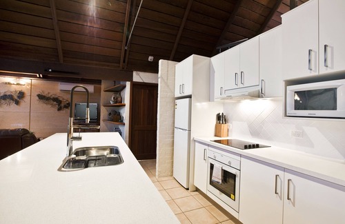 Dunsborough House | Whalers Cove Villas