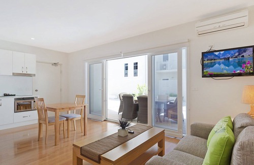 Narooma Apartment | Wharf Apartment Unit 19