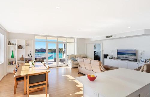 Narooma Apartment | Wharf Apartment Unit 7