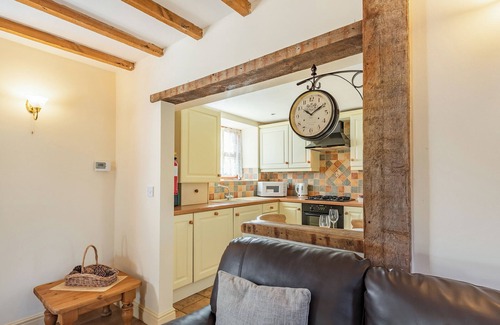 Arnold Cottage | What a wonderful holiday cottage for a romantic break away.