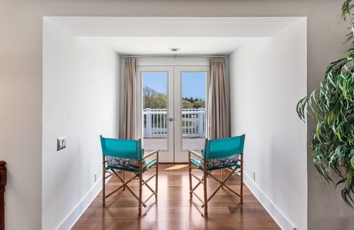 Montauk House | What You Have! Eat, Swim, Scenic Montauk. Hither Hills St. Park to "The Point"
