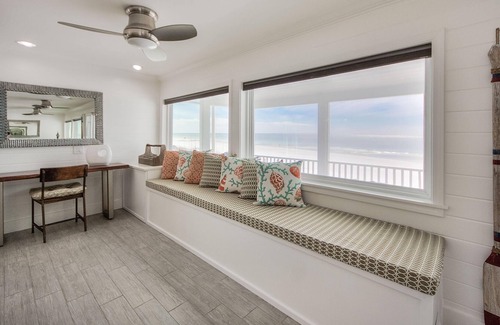 Gulf Trace House | Whatcha Dune: Beautiful Beach Front Home! 8 BR / 5.5 BA!