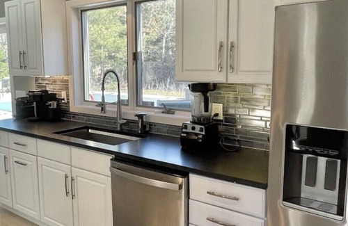Westhampton Beach House | WHB Village - Rogers Beach! Heated Pool, Hot Tub! Sleeps 8-10