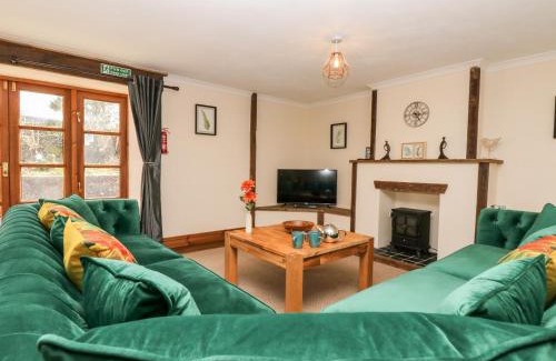 Stenalees House | Wheal ProsperThe West Dry