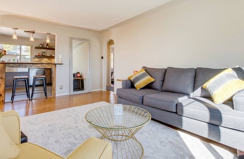 Edgewater House | Wheat Ridge Home ~ 4 Mi to Downtown Denver!
