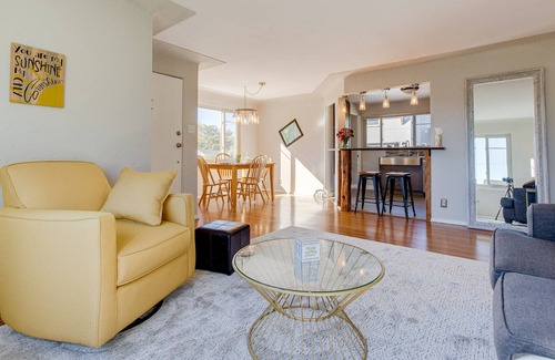 Edgewater House | Wheat Ridge Home ~ 4 Mi to Downtown Denver!