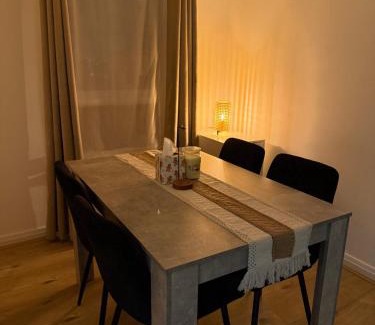 Sheffield Apartment | Wheel chair friendly, City centre, northern general, PS5, workstation