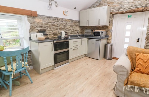 Pelynt Cottage | WHEEL COTTAGE, pet friendly, character holiday cottage in Pelynt