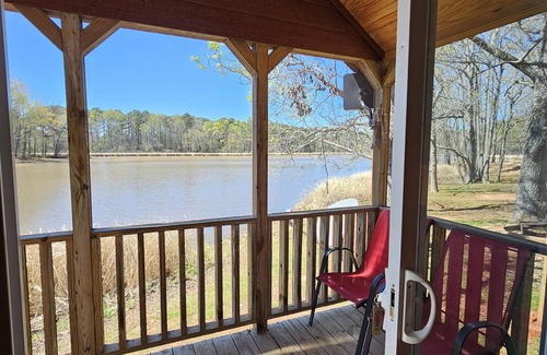 Hillsboro Cabin | Wheeler Lakeside Sunset Retreat 1