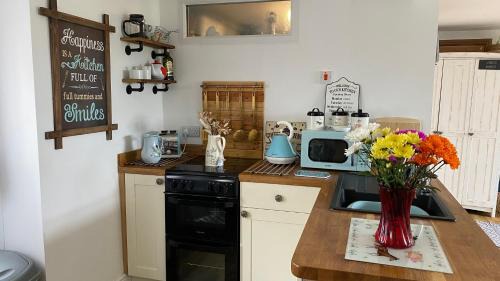 Saltburn-by-the-Sea House | Wheelhouse - Grinkle Bell Cottage