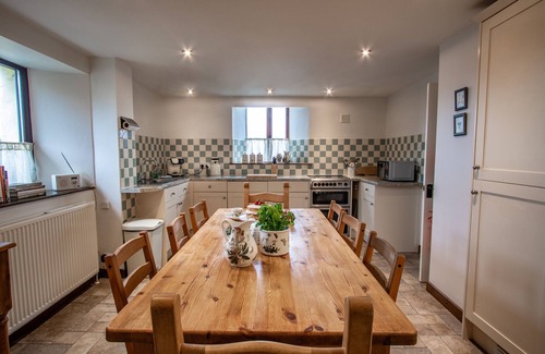 Hele House | WHEELHOUSE, pet friendly, character holiday cottage in West Down