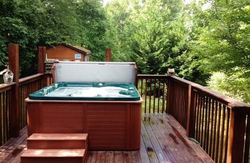Blairsville Cabin | Where Adventure Meets Serenity