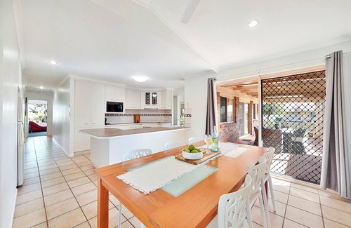 Bargara Apartment | Where relaxation meets convenience in this spacious holiday house