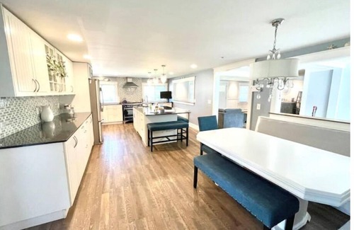Little Compton House | Where the beach meets the farm…coastal country living at its best.