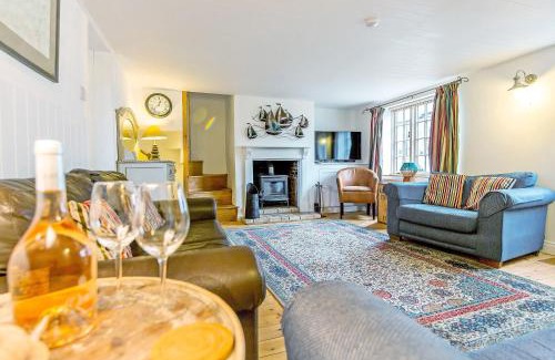 Southwold House | Wherry Cottage, Sleeps 8