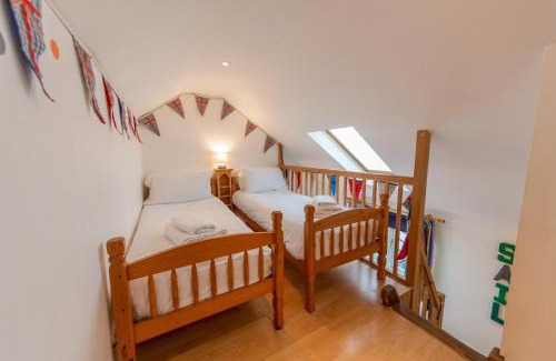 Southwold House | Wherry Cottage, Sleeps 8