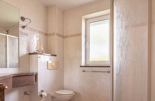Buschvitz Apartment | Whg 2 Habichtssicht - Holiday home Am Boddenufer Buschvitz