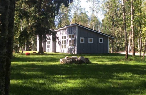 Langley Cottage | Whidbey Island Orchard House Estate Langley, WA