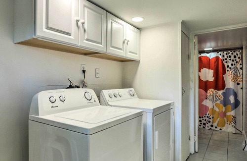New Preston Cottage | Whimsical Cottage in Washington w/ Fire Pit!