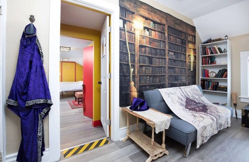 Appleton House | Whimsical Magic Renovated Home - Walk to Downtown from Atlantic St.