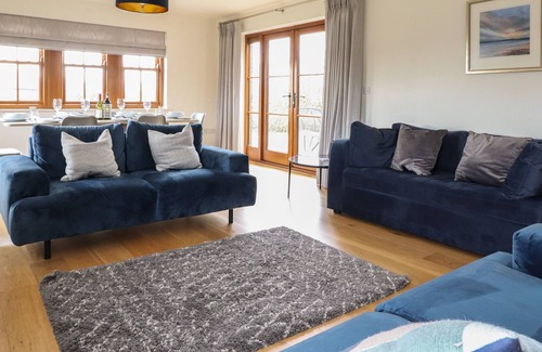 Craster Cottage | WHIN HILL COTTAGE, pet friendly, character holiday cottage in Craster