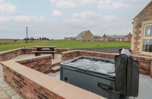 Embleton House | Whinny Cottage
