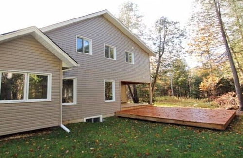 Lion's Head House | Whippoorwill Cottage