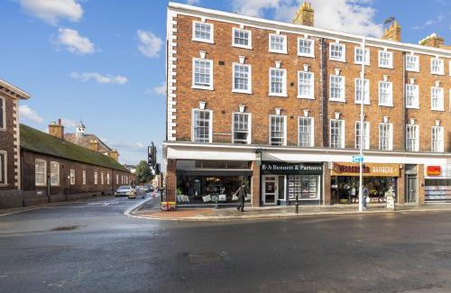 Worcester Apartment | WhiskAwayStays - Victoria House - Apartment 5