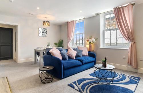 Worcester Apartment | WhiskAwayStays - Victoria House - Apartment 2