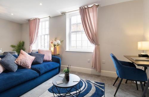 Worcester Apartment | WhiskAwayStays - Victoria House - Apartment 2