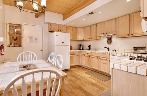 Sugarloaf Cabin | Whiskey Mountain Lodge - 2028