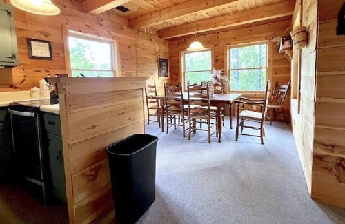 Rangeley Cabin | Whiskey River Ridge- cozy modern cabin close to downtown+Saddleback Mt.